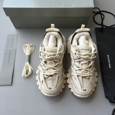 Balenciaga Sneakers